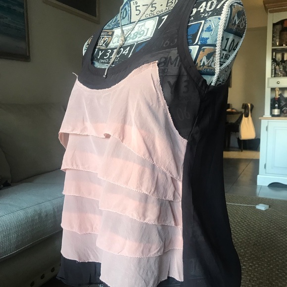 silk ruffles top in brown and peach Small - Picture 5 of 9